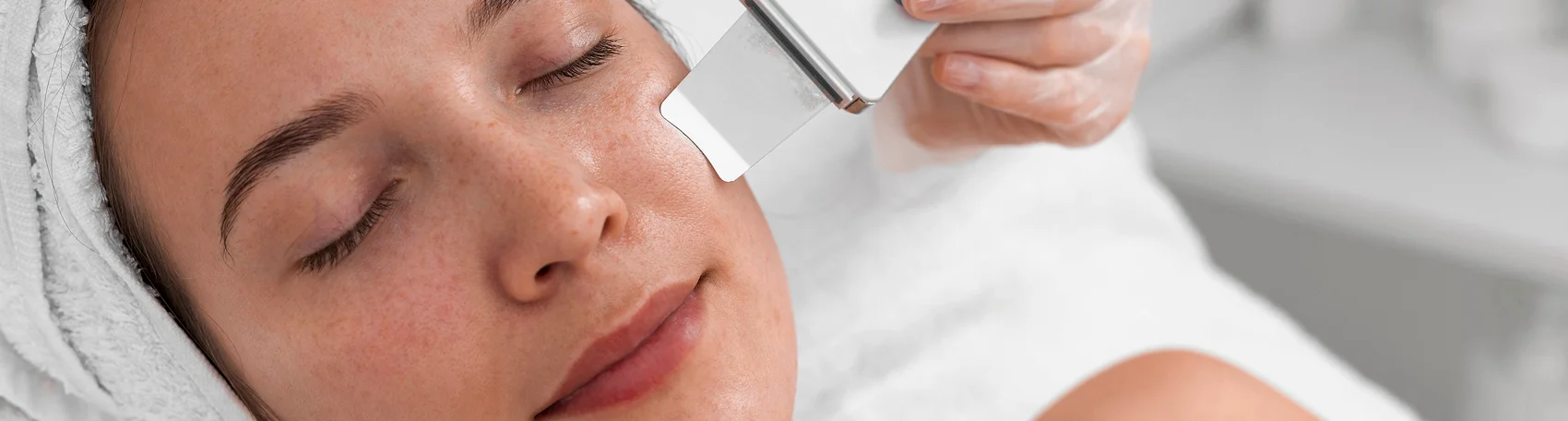 Is Dermaplaning Safe for Sensitive Skin?