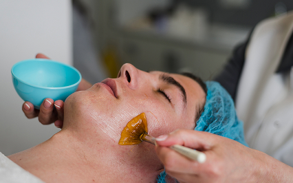 IS Clinical Honey Enzyme Facial
