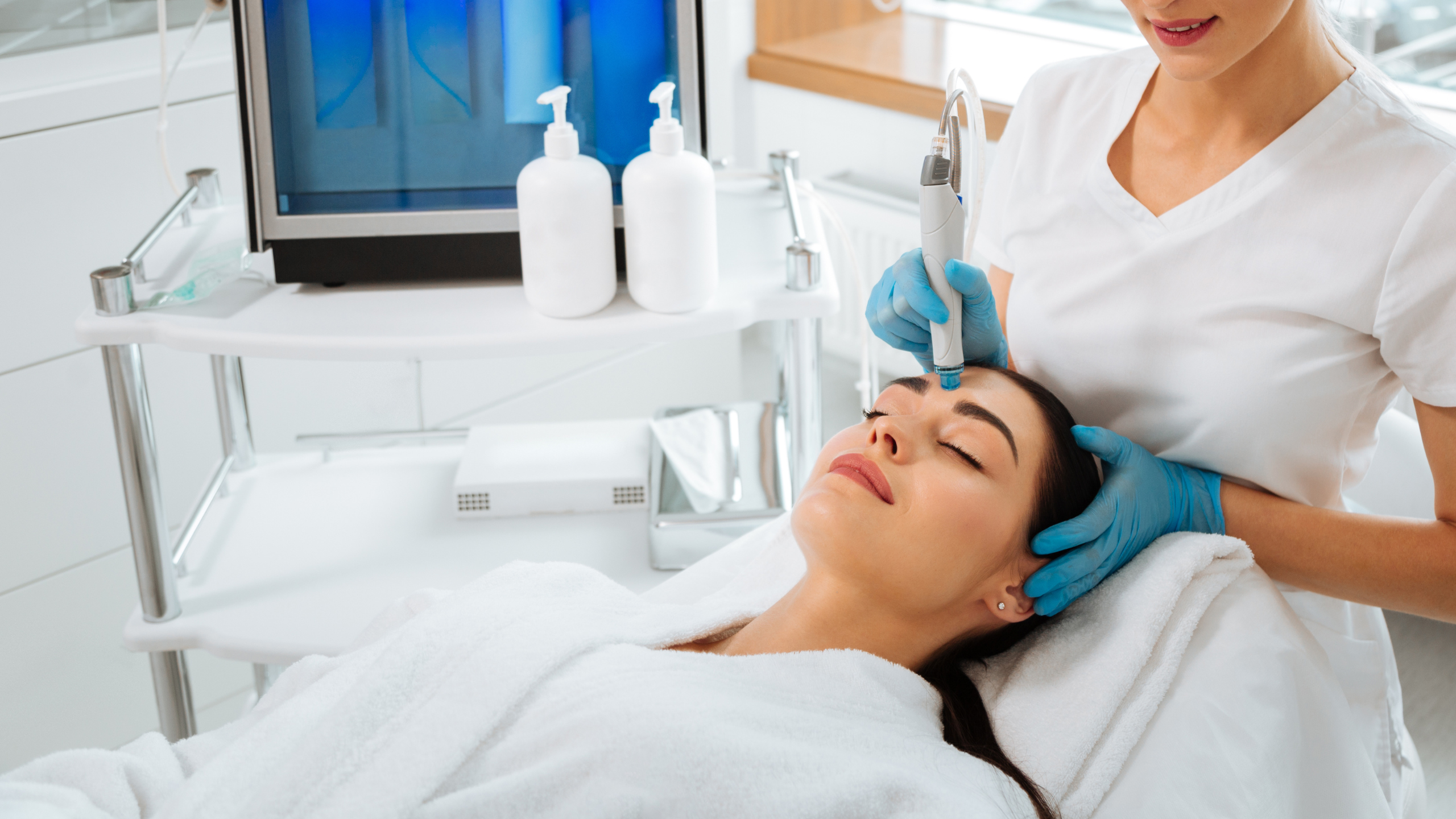 Hydrafacial Benefits and Maintenance Tips